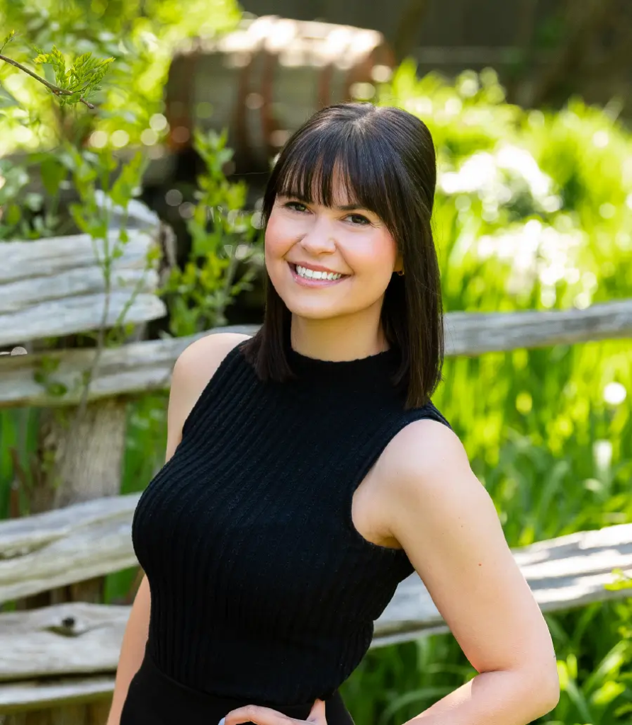 About Us 4 Asset 87 (3) (1)