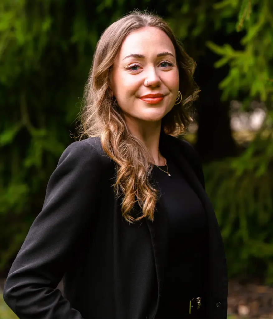 About Us 7 Asset 93 (3) (1)